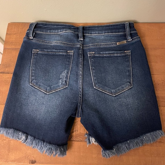 KanCan high-rise frayed shorts - Picture 3 of 3